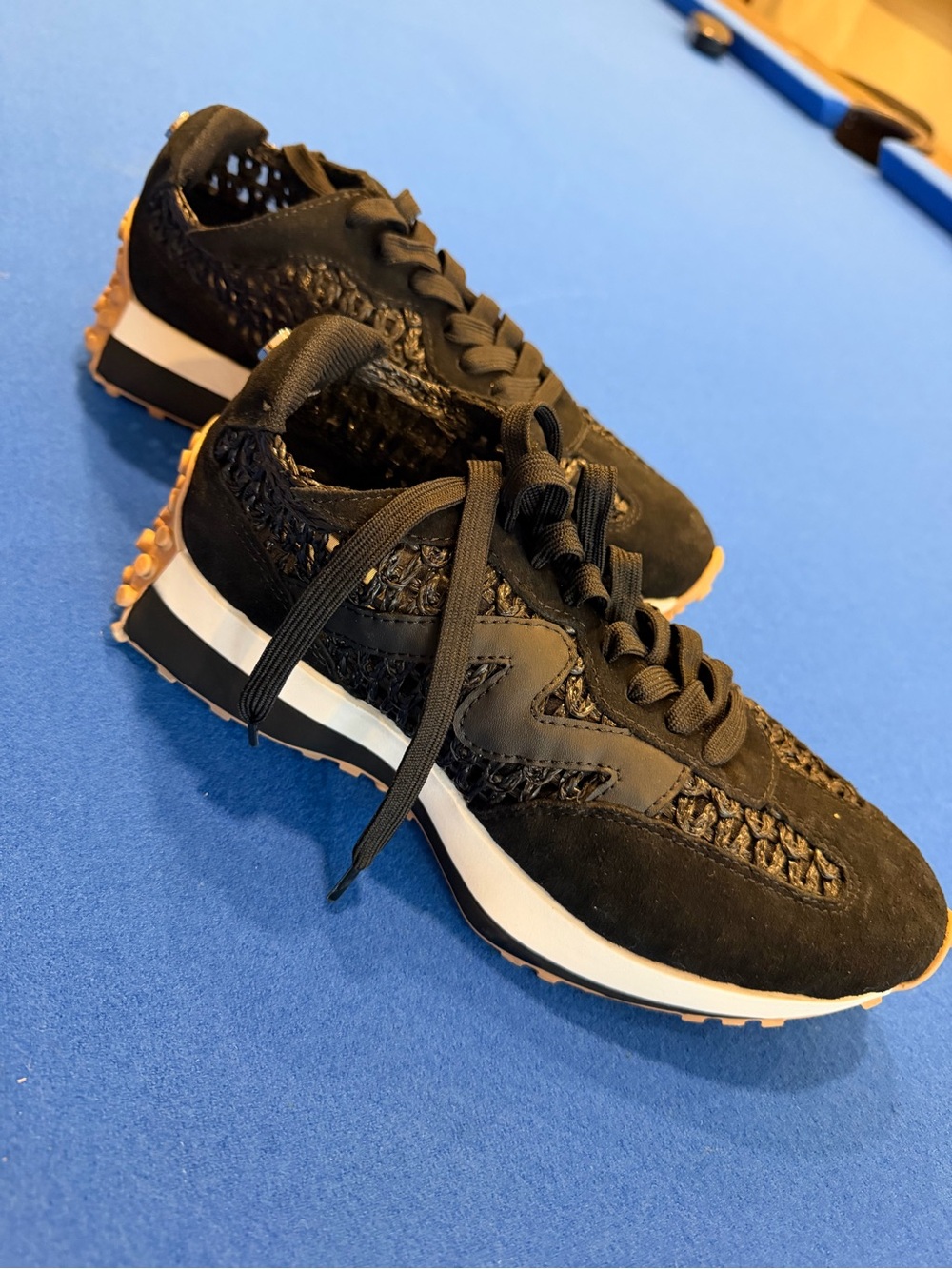 Steve Madden Black Woven Lace-Up Sneakers with Gum Sole SIZE 8.